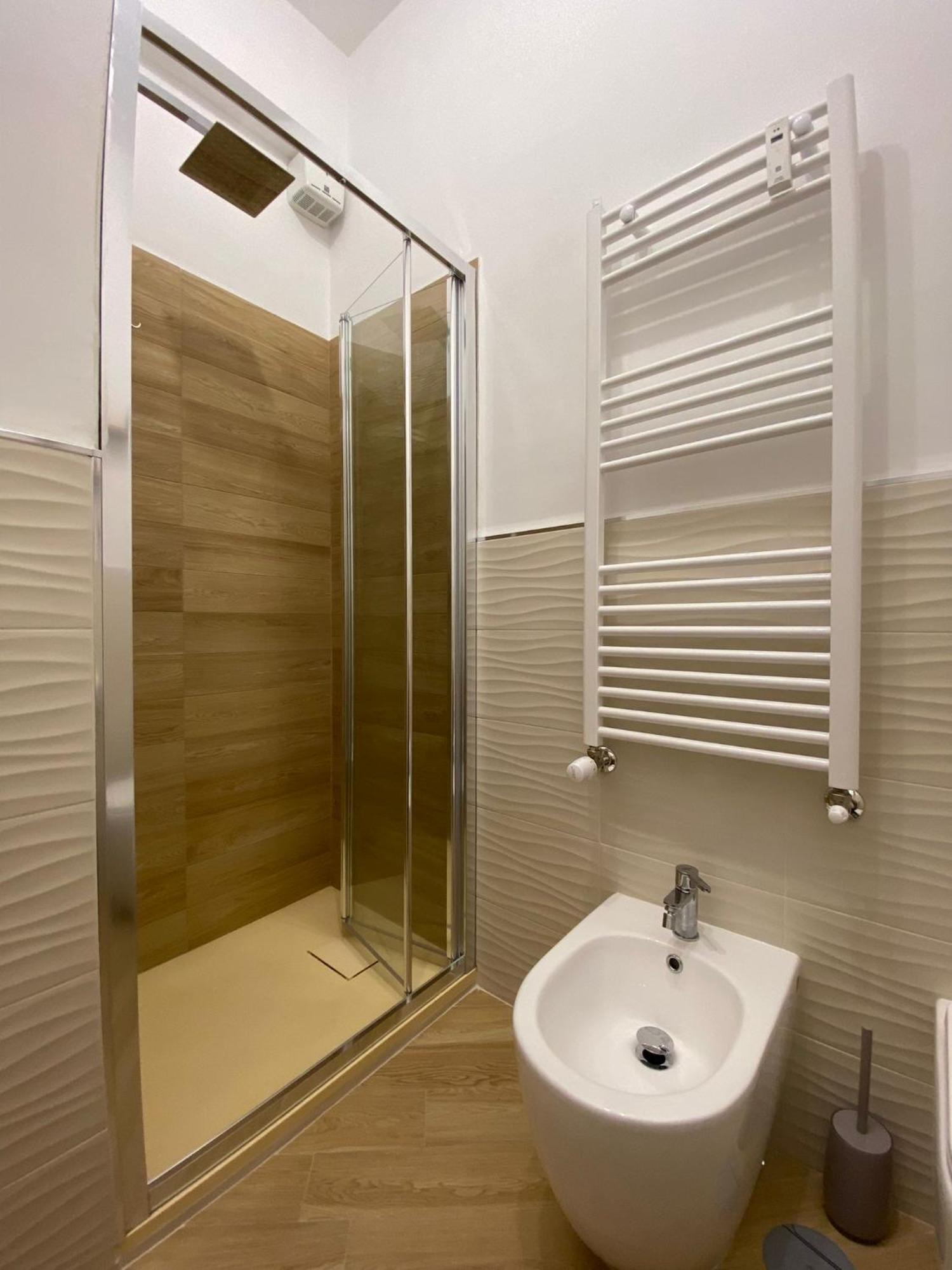 Casa Dharma Hotel Чивитавекия Екстериор снимка
